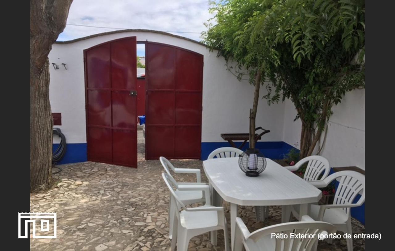 Casinha De Montoito Villa Exterior photo