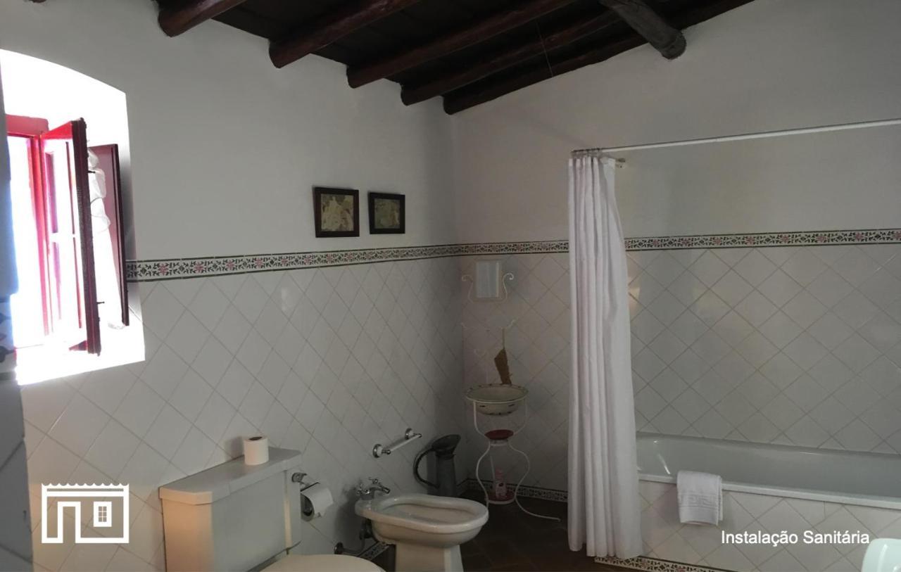 Casinha De Montoito Villa Exterior photo